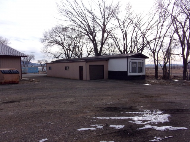 127 Clayton Rd On Site Living Quarters w/garage